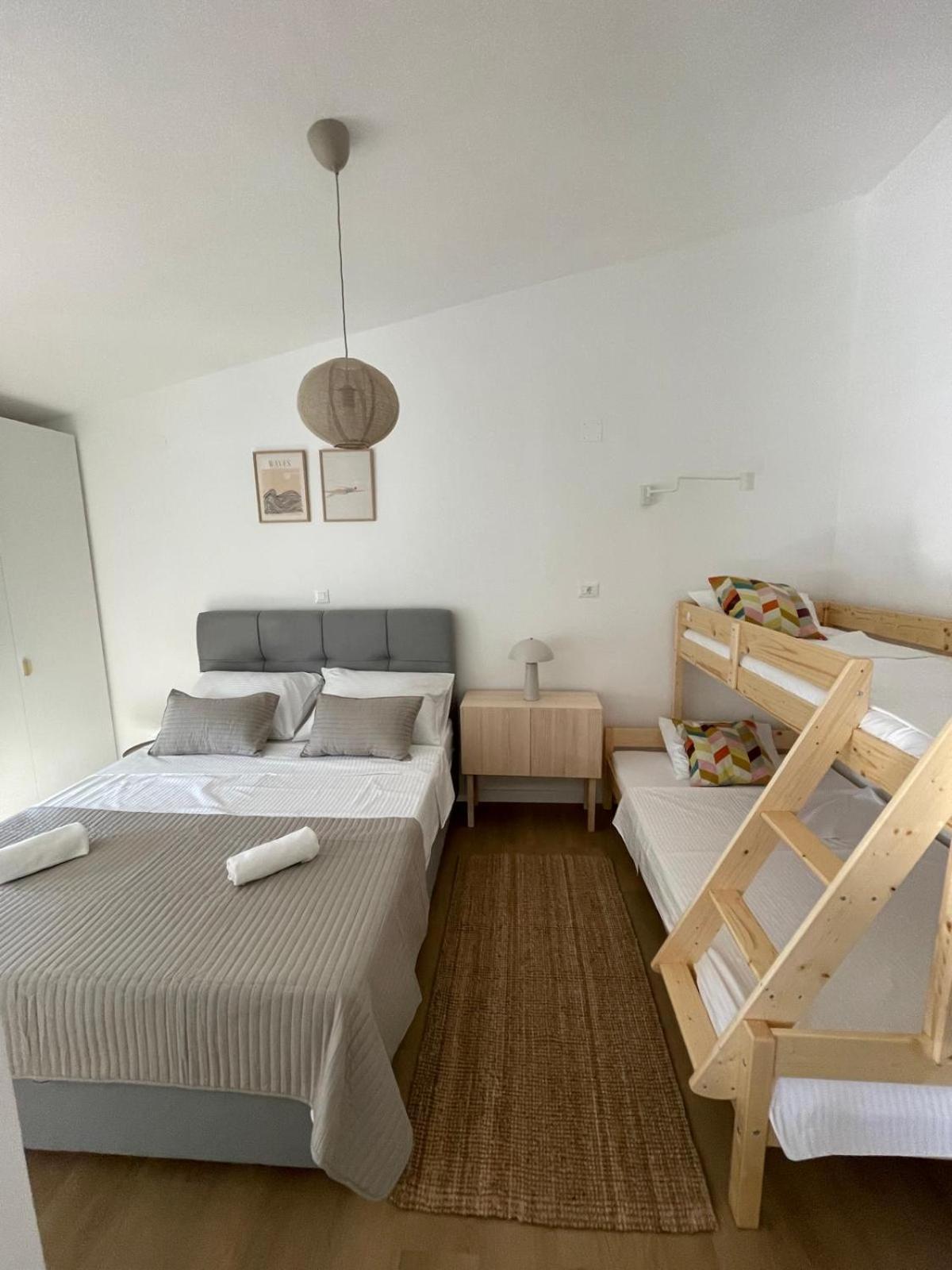Apartments Ula Vodice Eksteriør bilde
