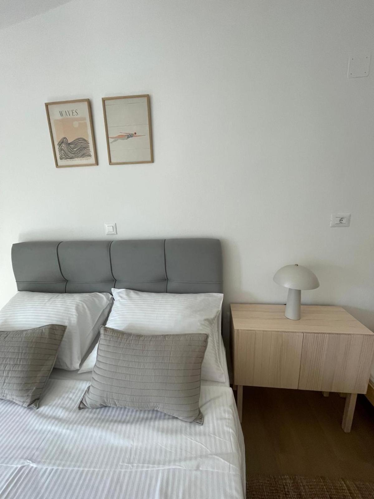 Apartments Ula Vodice Eksteriør bilde